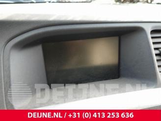 Volvo V-60 V60 I (FW/GW), Combi, 2010 / 2018 2.4 D6 20V Plug-in Hybrid AWD picture 26