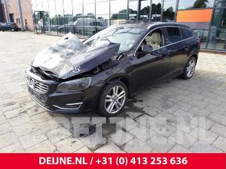 Volvo V-60 V60 I (FW/GW), Combi, 2010 / 2018 2.4 D6 20V Plug-in Hybrid AWD picture 3