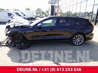 Volvo V-60 V60 II (ZW), Combi, 2018 2.0 T6 16V Twin Engine picture 4