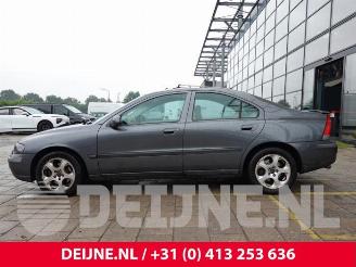 Volvo S-60 S60 I (RS/HV), Sedan, 2000 / 2010 2.4 20V 170 picture 4