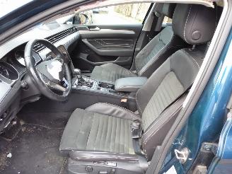 Volkswagen Passat GTE picture 10