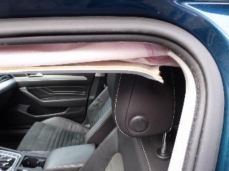 Volkswagen Passat GTE picture 13