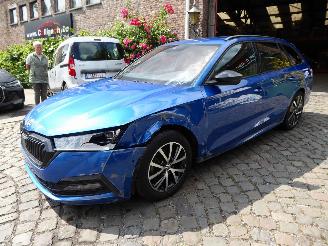 Schadeauto Skoda Octavia Combi Style 2022/1