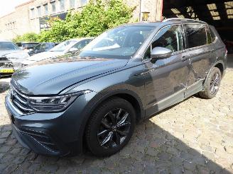 damaged passenger cars Volkswagen Tiguan AllSpace 2.0 TDI 2022/8