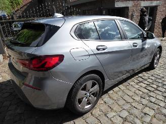 BMW 1-serie 116 i Advantage picture 6