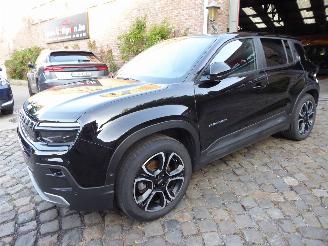 skadebil auto Jeep Avenger Summit 2023/10