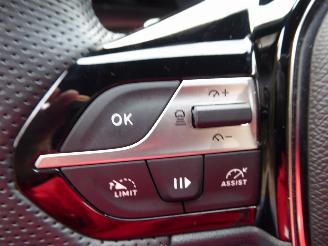 Peugeot 308 SW Hybrid GT picture 17