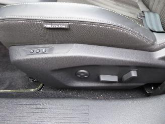 Peugeot 308 SW Hybrid GT picture 10