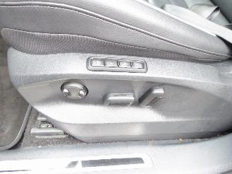 Volkswagen Tiguan R-Line eHybrid picture 14