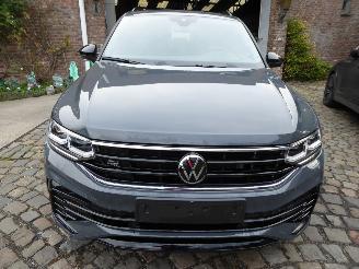 Volkswagen Tiguan R-Line eHybrid picture 3