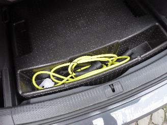 Volkswagen Tiguan R-Line eHybrid picture 34