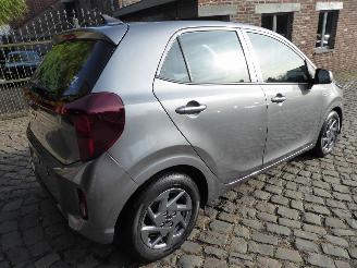 Kia Picanto  picture 4