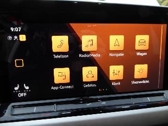 Volkswagen Golf VIII Lim. Life eTSI picture 27