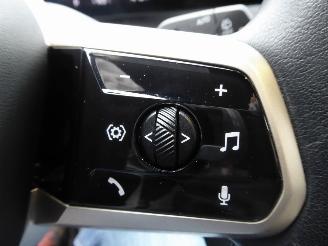 BMW iX 40 xDrive picture 20