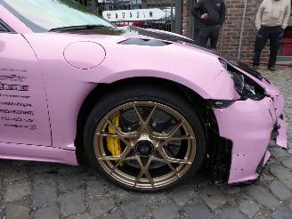 Porsche Cayman 718 GT4 RS picture 6