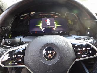 Volkswagen Golf GTD picture 14