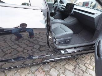 Tesla Model 3 Long Range Dual AWD picture 12