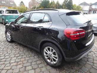 Mercedes GLA 200D picture 6