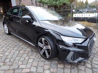 Audi A3 Sportback 30 TDI S line picture 4