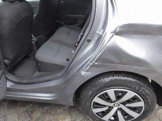 Renault Clio V Equilibre picture 10