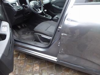 Renault Clio V Equilibre picture 9