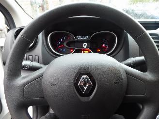 Renault Trafic Grand Confort picture 16