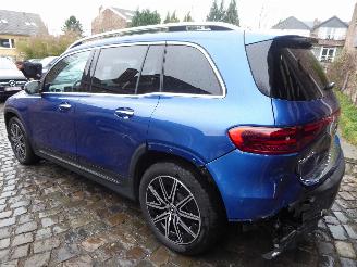 Mercedes EQB 250+ AMG Line picture 10