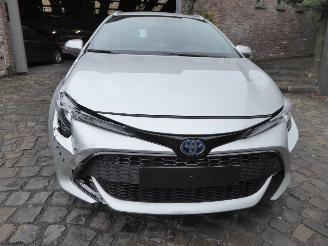 Toyota Corolla 1,8 Hybrid Comfort Touring picture 3