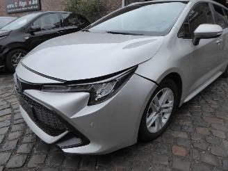 Toyota Corolla 1,8 Hybrid Comfort Touring picture 2