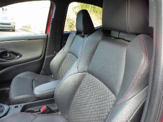 Toyota Yaris Hybrid S picture 14