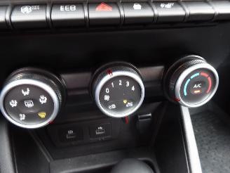 Dacia Duster Expression picture 13