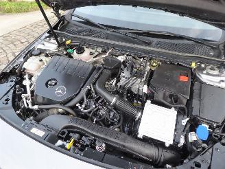 Mercedes A-klasse 250 e picture 26