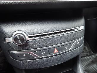 Peugeot 308 SW Active Pack picture 13