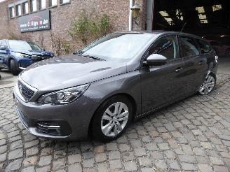 skadebil auto Peugeot 308 SW Active Pack 2021/9
