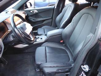 BMW 2-serie Gran Coupe 216 d Advantage picture 9