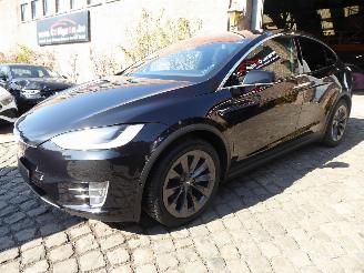 damaged passenger cars Tesla Model X Performance Dual 2018/5