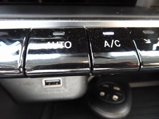 Fiat 500E La Prima picture 20