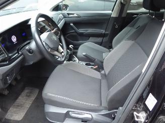 Volkswagen Polo Life picture 7