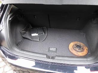 Volkswagen Polo Life picture 22