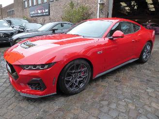 Vaurioauto  passenger cars Ford Mustang Fastback 5.0 Ti-VCT V8 328 kW GT 2025/9