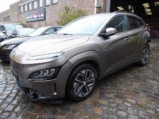 Voiture accidenté Hyundai Kona Prime Elektro 2WD 2023/7