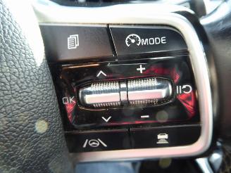 Kia Sorento Platinum 4WD Plug-In Hybrid picture 21