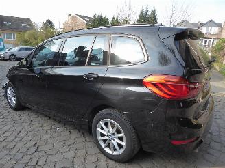 BMW 2-serie 216 d Gran Tourer Advantage picture 6