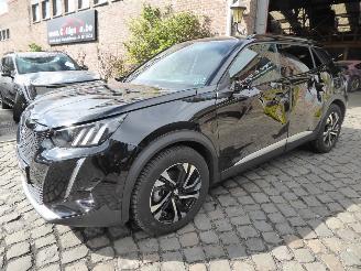 Unfallwagen Peugeot 2008 e- GT 2022/9