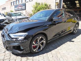 uszkodzony samochody osobowe Audi A3 Sportback 45 TFSI e S line 2023/11