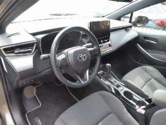 Toyota Corolla Touring Sports Hybrid picture 10