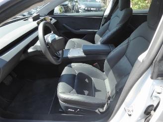 Tesla Model 3 Long Range Dual AWD picture 11