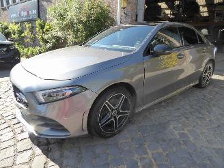 Voiture accidenté Mercedes A-klasse 250e A Limousine AMG Line 2022/4