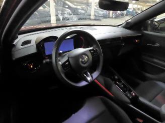 Alfa Romeo Junior Ibrida 1.2 VGT 48V-Hybrid 100 kW Speciale picture 30