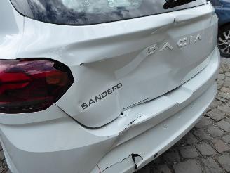 Dacia Sandero Expression picture 8